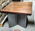 Meeting Table 118 cm – Walnut